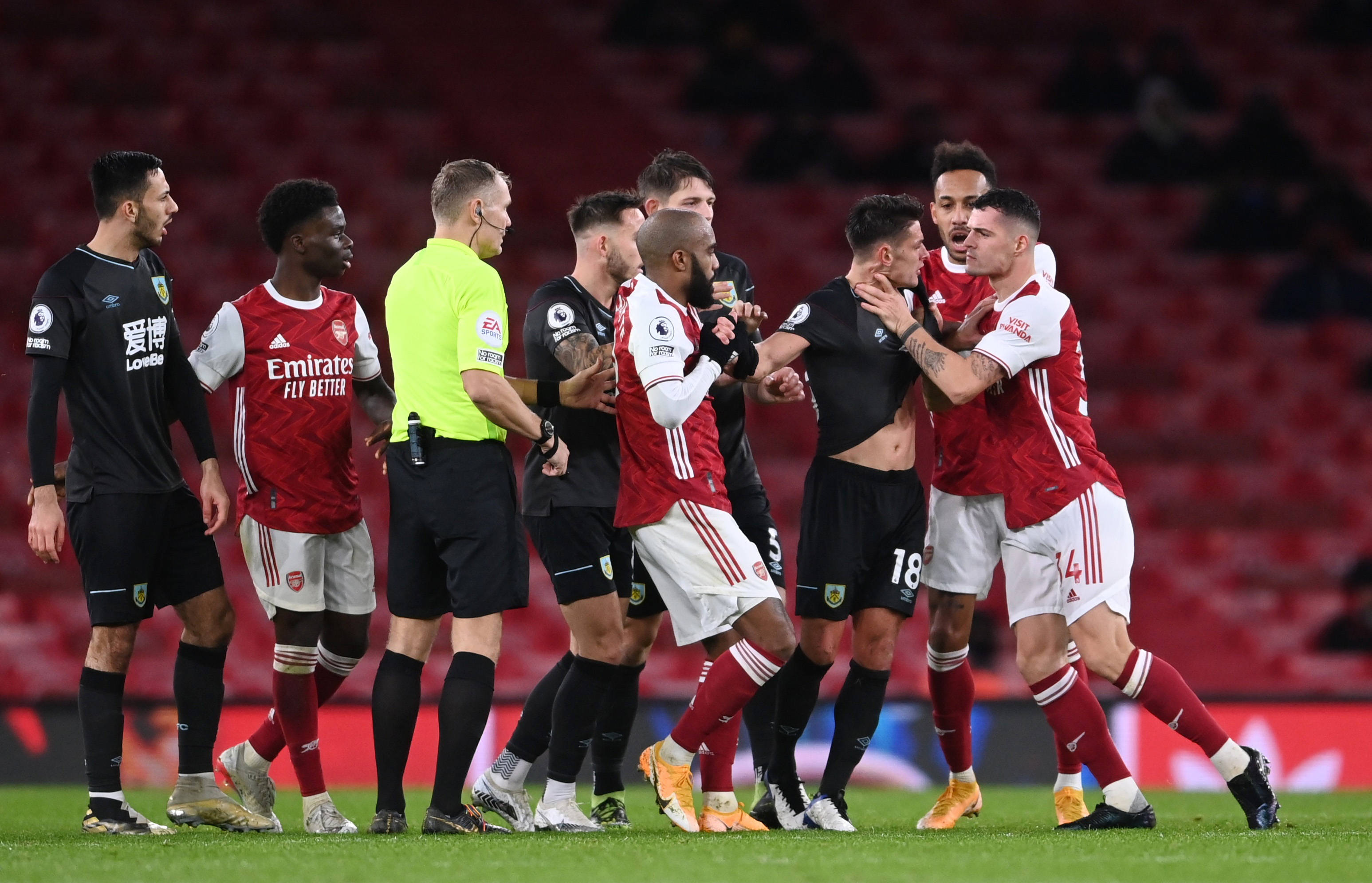 賀煒對鄭欽文表現的看法,讓人感到比足球比賽更激動,成就堪比四大滿貫.